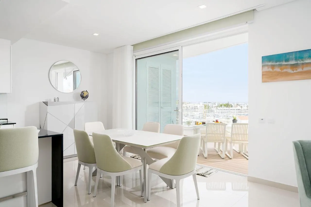 Lagos Marina View 7 With Pool By Homing Apartment